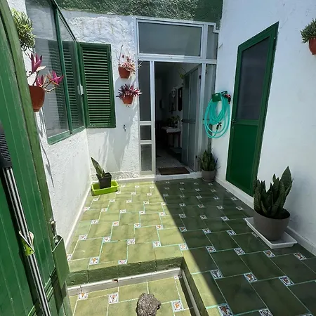 La Casita De Becquer Compartidas Гостевой дом *